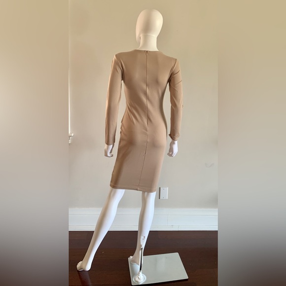 Mendecino Bodycon Executive Dress in Nude - Picture 3 of 4